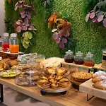 Aloisi Hotel